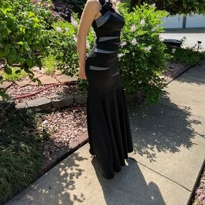 Beautiful Cache Prom Dress